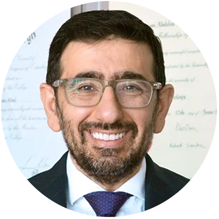أفضل دكتور زرأفضل دكتور مسالك بولية ودعامات انتصاب في الأردن، وأول طبيب عربي يحصل على زمالة جراحة الدعامات البولية والتناسلية المقدمة من جمعية جراحي الدعامات البولية الأمريكية